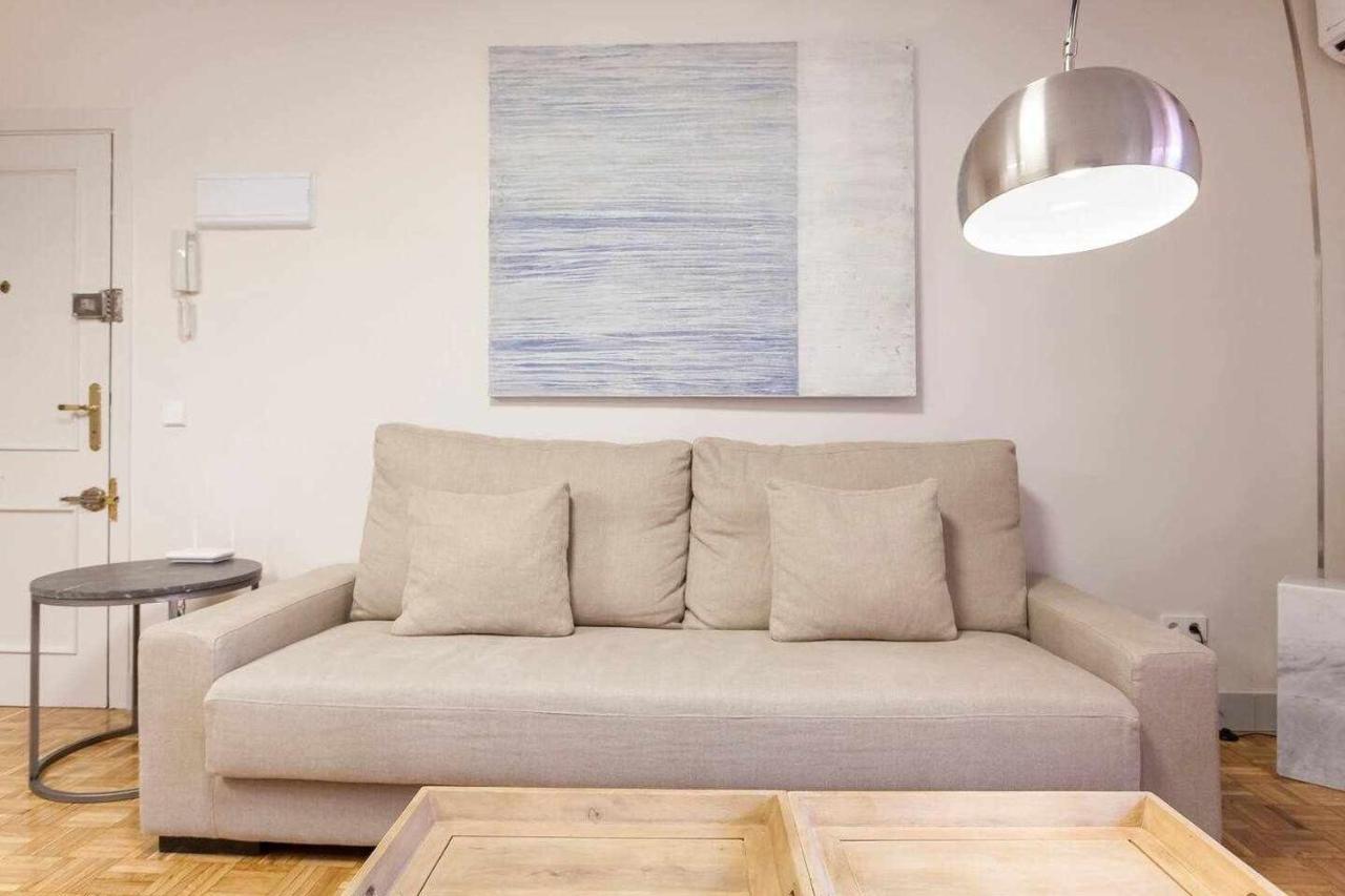 Apartamento lujo castellana chamartín Apartamento Madri Exterior foto