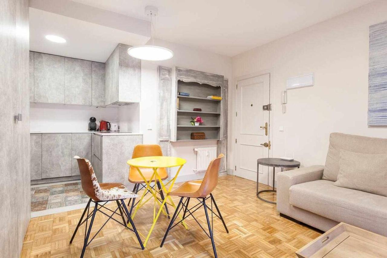 Apartamento lujo castellana chamartín Apartamento Madri Exterior foto